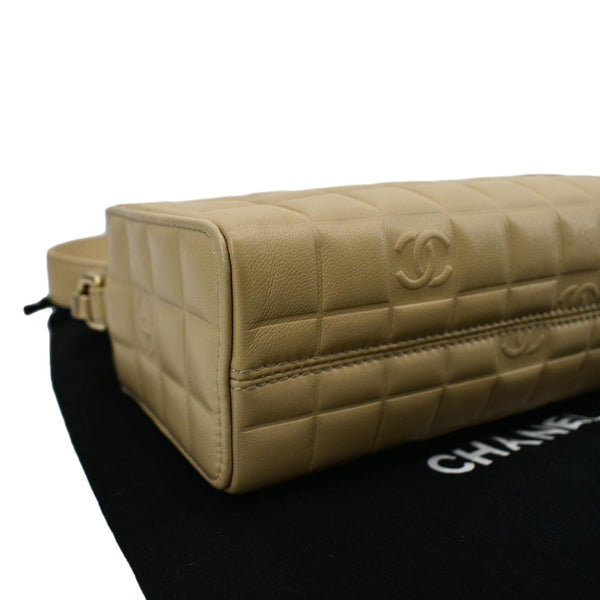 CHANEL Chocolate Bar Leather Handbag Beige