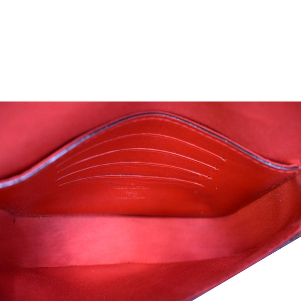 Louis Vuitton Sac Lucie Monogram Patent Crossbody Bag - Inisde