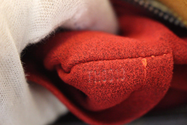 LOUIS VUITTON Monogram Canvas Croissant MM Shoulder Bag