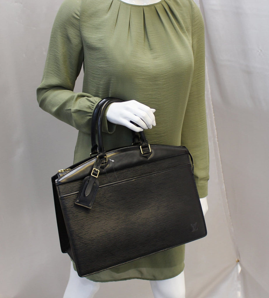 Louis Vuitton 2003 Riviera Handbag in Black Epi Leather For Sale