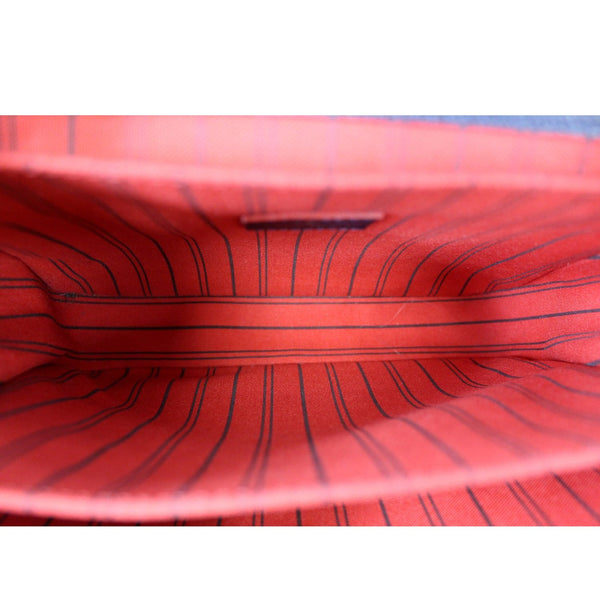 LV Pochette Metis Empreinte Crossbody Bag inside view