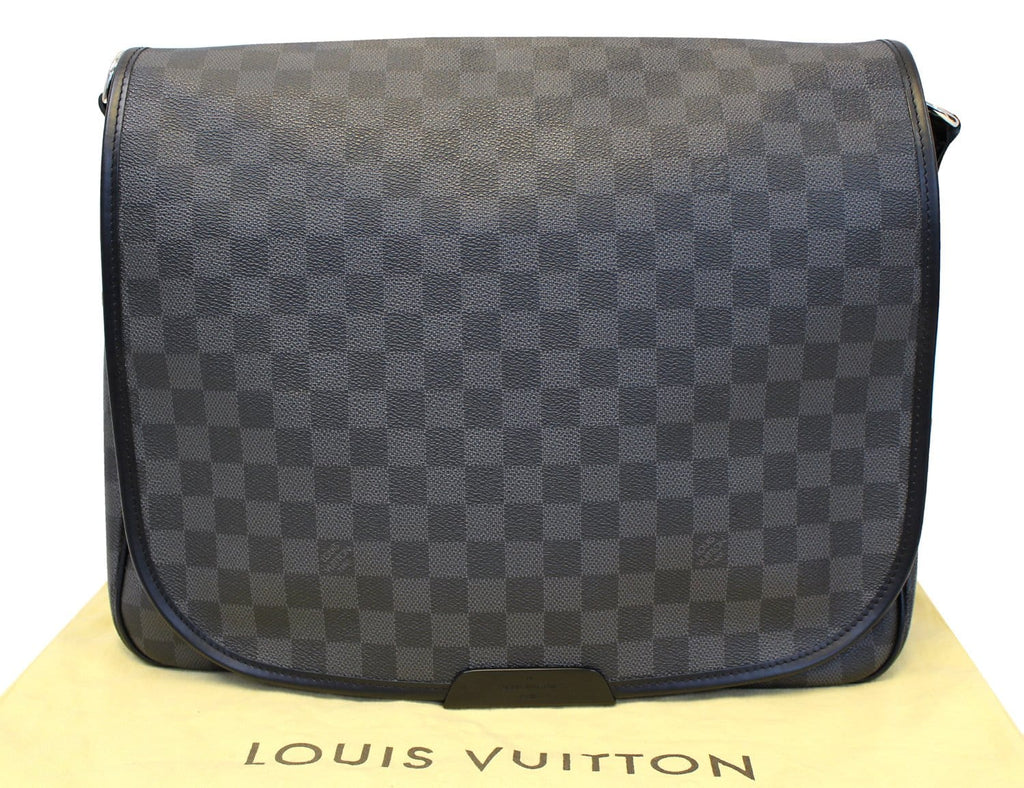 Louis Vuitton - Daniel GM Damier Graphite Canvas