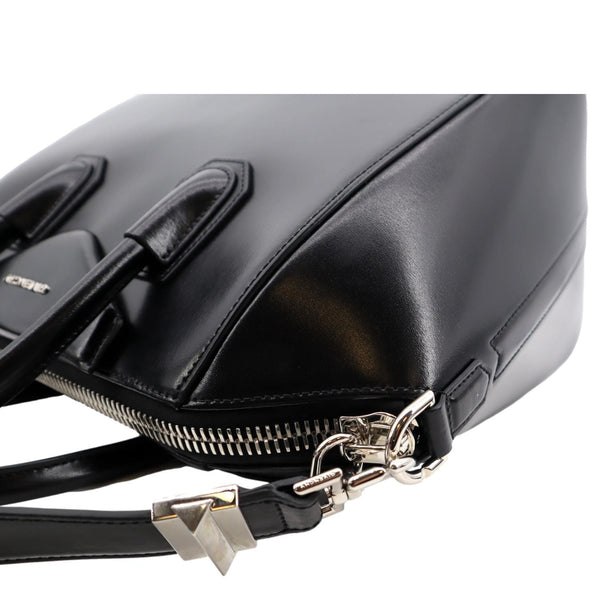 GIVENCHY Antigona Medium Calfskin Leather Shoulder Bag Black