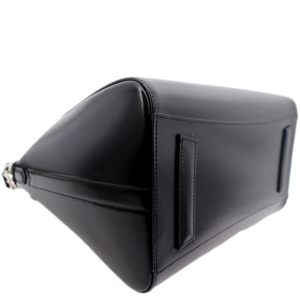GIVENCHY Antigona Medium Calfskin Leather Shoulder Bag Black