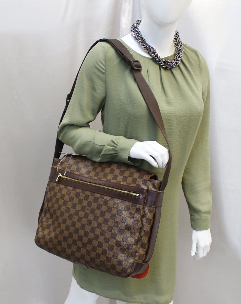 Louis Vuitton Bastille Damier Ebene Messenger Bag Used (6773)
