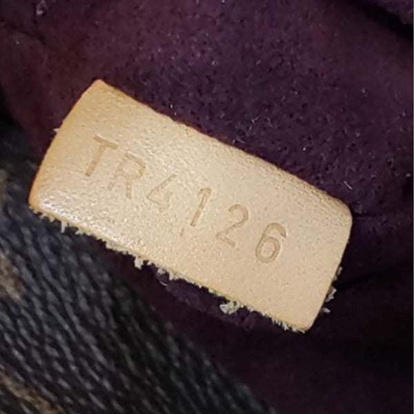 Louis Vuitton Montaigne MM Monogram Canvas TR4126 Bag