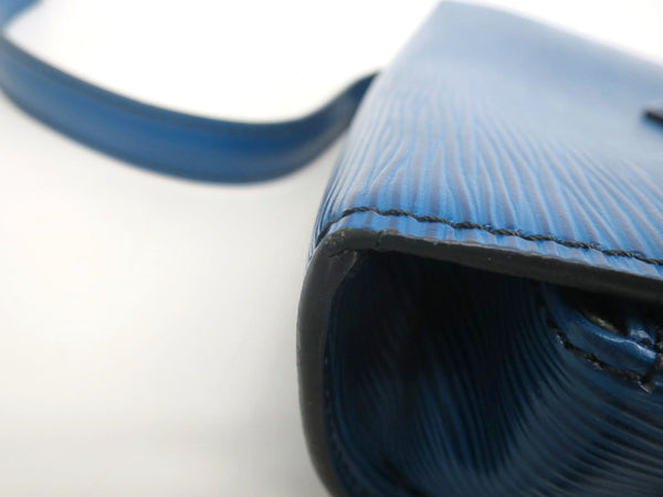 LOUIS VUITTON Cartouchiere Epi Leather Blue Toledo Shoulder Bag