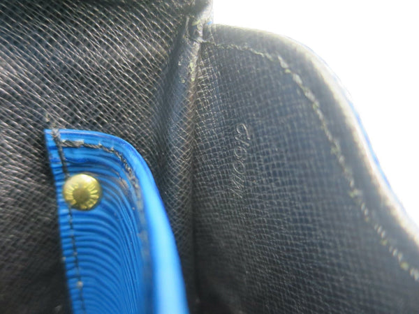 LOUIS VUITTON Cartouchiere Epi Leather Blue Toledo Shoulder Bag