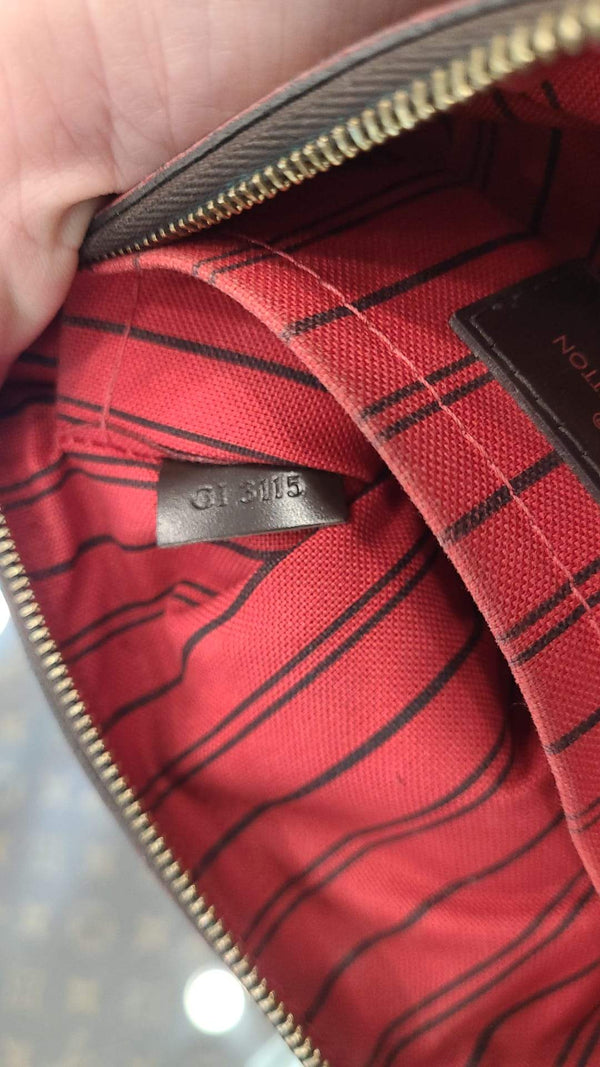 LOUIS VUITTON Neverfull MM Damier Ebene Pochette Wristlet Pouch Brown