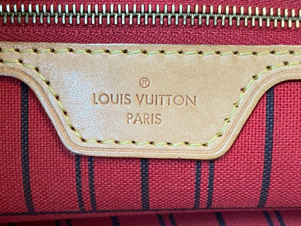 Louis Vuitton Neverfull MM Monogram Canvas Shoulder Bag - classic PARIS