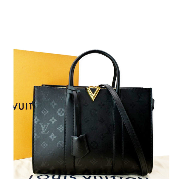 LOUIS VUITTON Very Tote MM Monogram Cuir Plume Shoulder Bag Noir Black