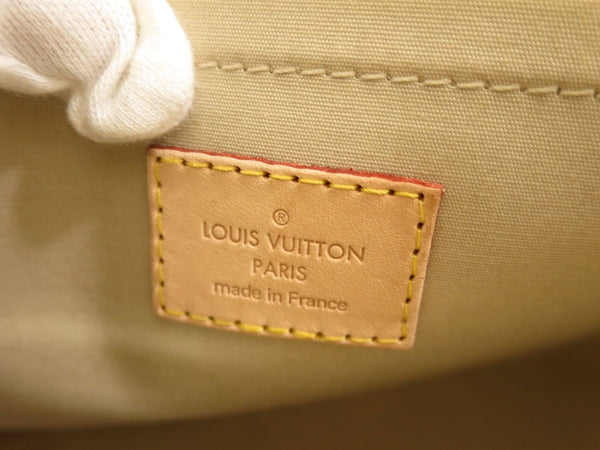 LOUIS VUITTON Bellflower GM Monogram Vernis Shoulder Bag