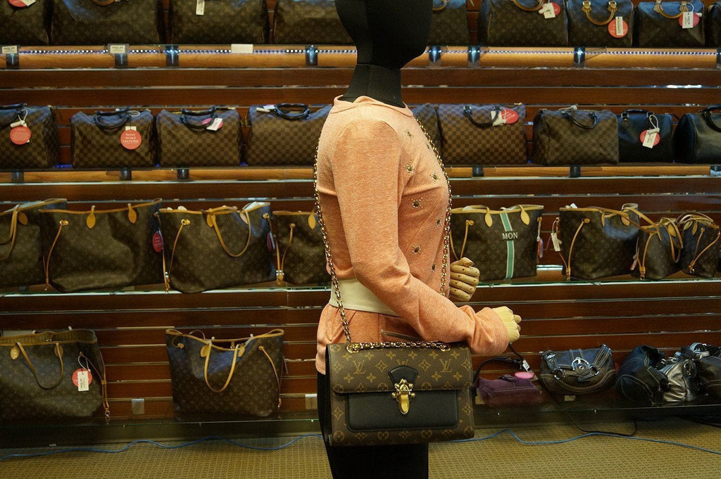Louis Vuitton victorie handbag in 2023  Evening accessories, Louis vuitton  luggage, Louis vuitton