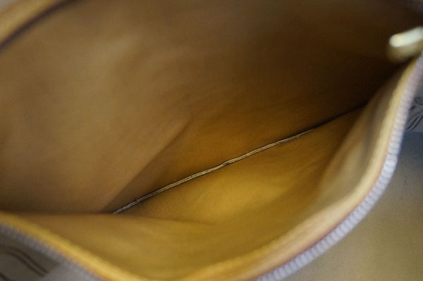 LOUIS VUITTON Monogram Neverfull GM Shoulder Bag