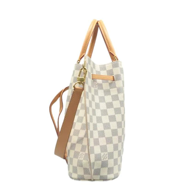 LOUIS VUITTON Girolata Shoulder Bag White  left side lookm