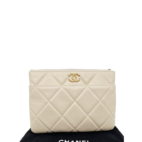 Chanel Quilted 19 O-Case