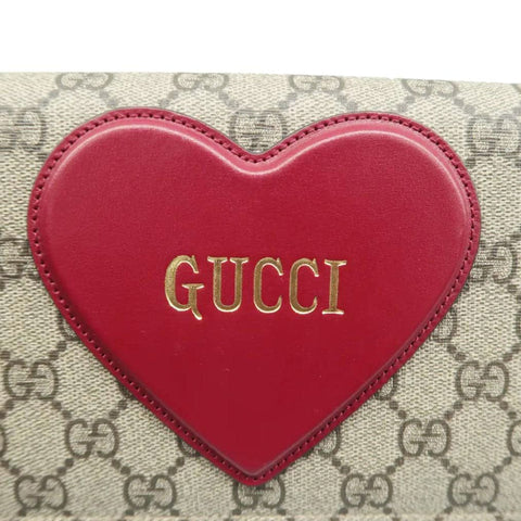 Gucci Heart Chain Wallet GG Supreme Monogram Canvas Crossbody Bag Beige  648948
