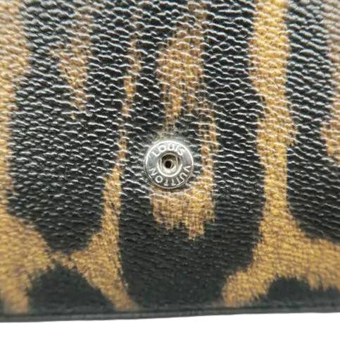 LOUIS VUITTON Pochette Felicie Monogram Canvas  button look