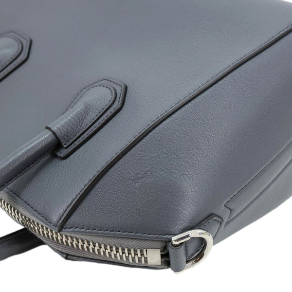 GIVENCHY Antigona Small Sugar Goatskin Leather Shoulder Bag Grey