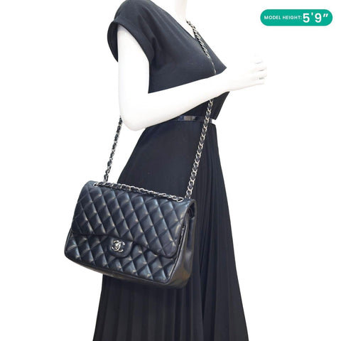 CHANEL Classic Double Flap Leather Shoulder Bag Black