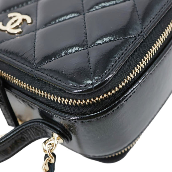 Chanel CC Double Zip Quilted Glazed Lambskin Leather Top Handle Vanity Case Black