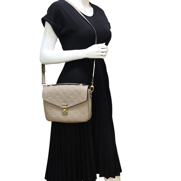 LOUIS VUITTON Metis Pochette Empreinte Leather Crossbody Bag Beige
