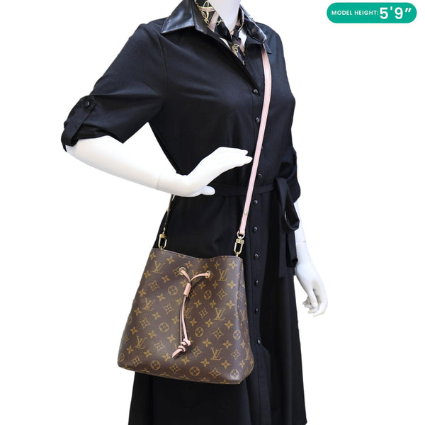 LOUIS VUITTON Neonoe MM Monogram Canvas Shoulder Bag Brown