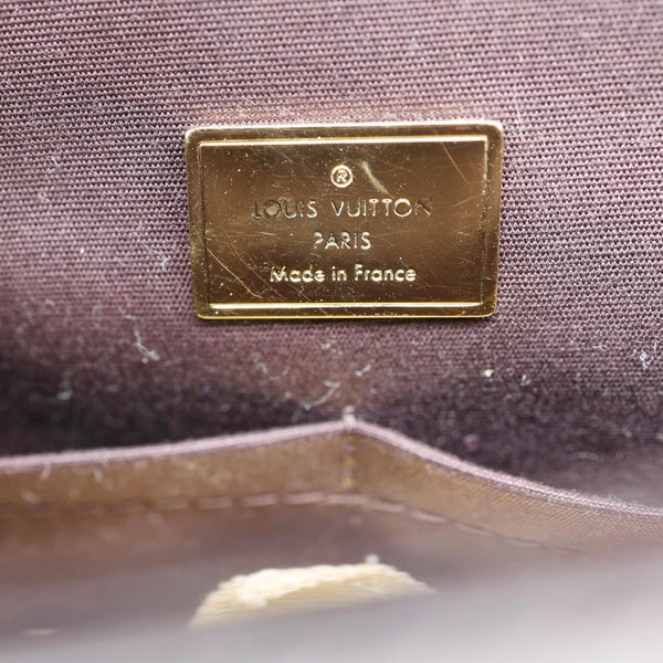 LOUIS VUITTON Pasadena Monogram Vernis Leather Shoulder Bag Amarante