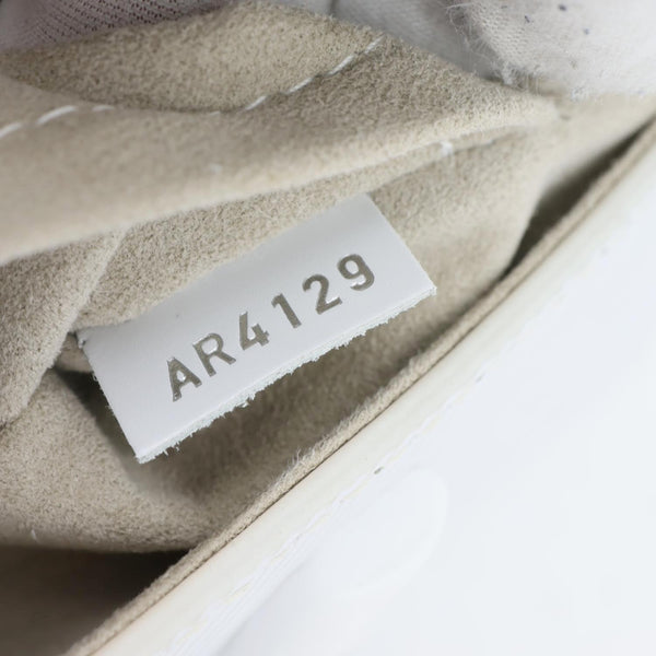 LOUIS VUITTON Twist PM Epi Leather Chain Shoulder Bag White