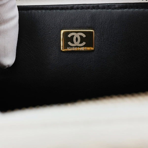 CHANEL Pick Me Up Logo Handle Quilted Caviar Leather Vanity Case White