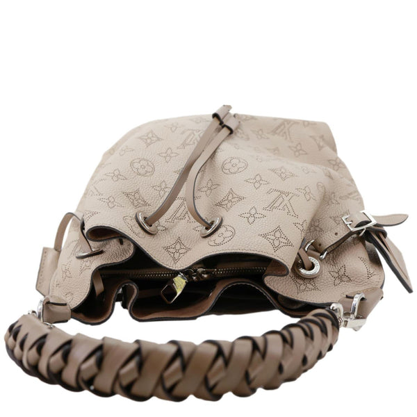 LOUIS VUITTON Muria Mahina Perforated Leather Shoulder Bucket Bag Creme Beige