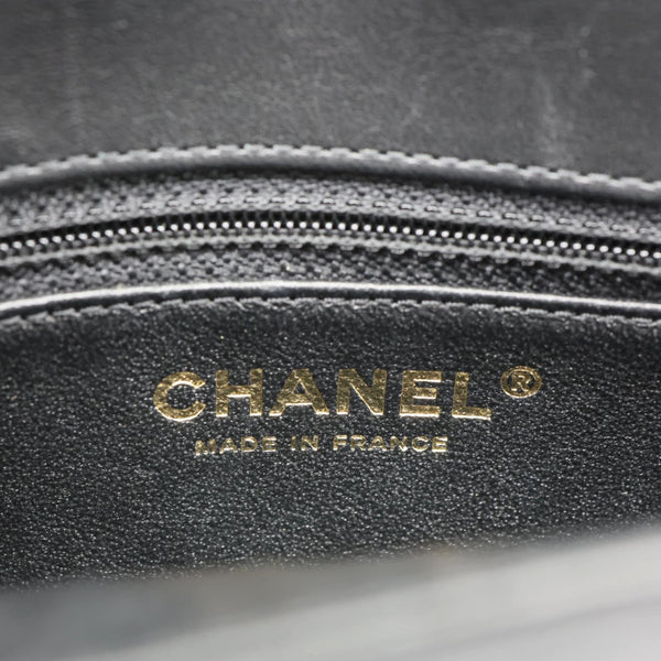 CHANEL CC Chic Double Flap Quilted Lambskin Leather Shoulder Bag Navy Blue