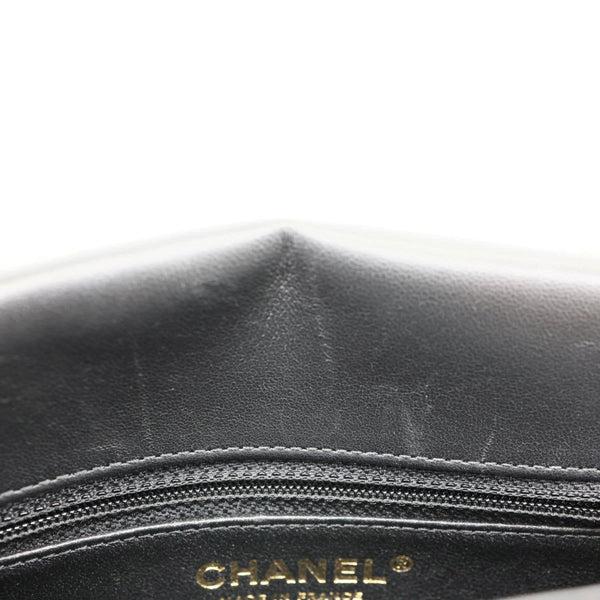 CHANEL CC Chic Double Flap Quilted Lambskin Leather Shoulder Bag Navy Blue