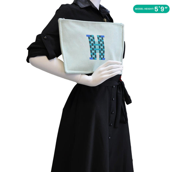 HERMES Embroidery H Toile Canvas Pouch Green