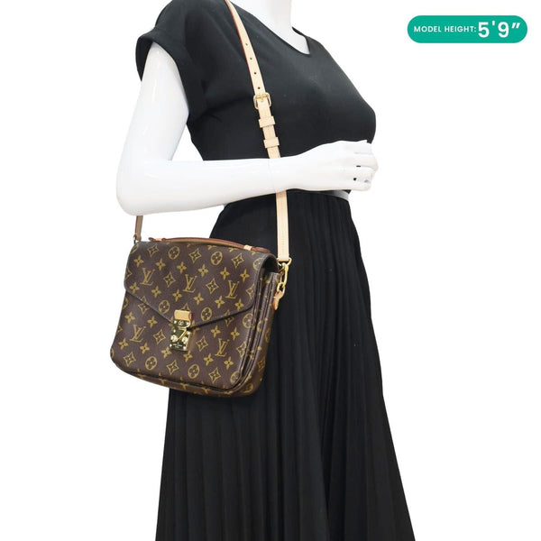LOUIS VUITTON Metis Pochette Monogram Canvas Crossbody Bag Brown