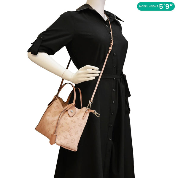 LOUIS VUITTON Hina PM Mahina Leather Crossbody Bag Magnolia