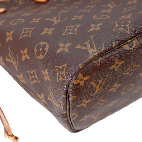 LOUIS VUITTON Neverfull MM Monogram Canvas Shoulder Bag Brown