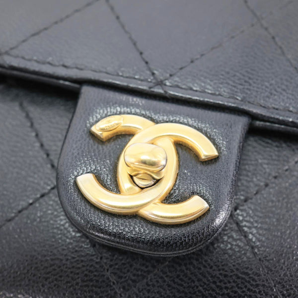 CHANEL Chic Pearls Quilted Goatskin  Leather Clutch On Chain Black