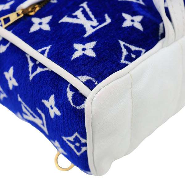 louis vuitton backpack blue zipper Damier Graphite Giant Avenue Sling 1730841 FASHIONPHILE Crafted from monogram pigment coated canvas with colored leather trim Louis Vuitton LV Monogram Outdoor