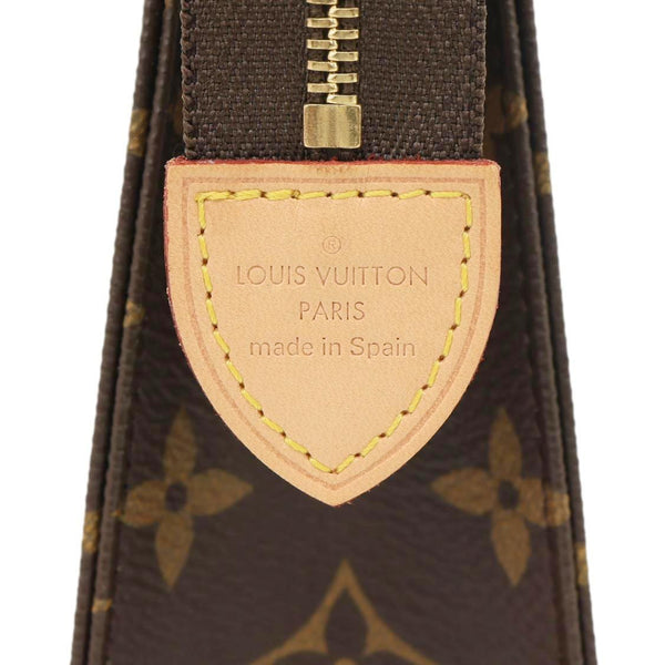 LOUIS VUITTON Toilette 19 Monogram Canvas Toiletry Pouch Brown