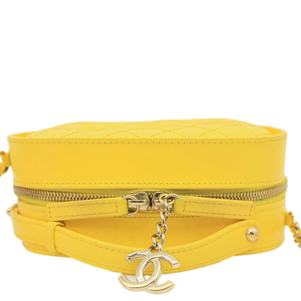 CHANEL Vanity Case Quilted Calfskin Crumpled Leather Crossbody Bag Yellow