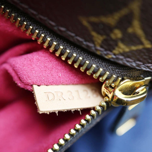 LOUIS VUITTON Metis Pochette Patches Monogram Canvas Crossbody Bag Brown