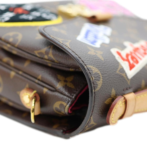 LOUIS VUITTON Metis Pochette Patches Monogram Canvas Crossbody Bag Brown