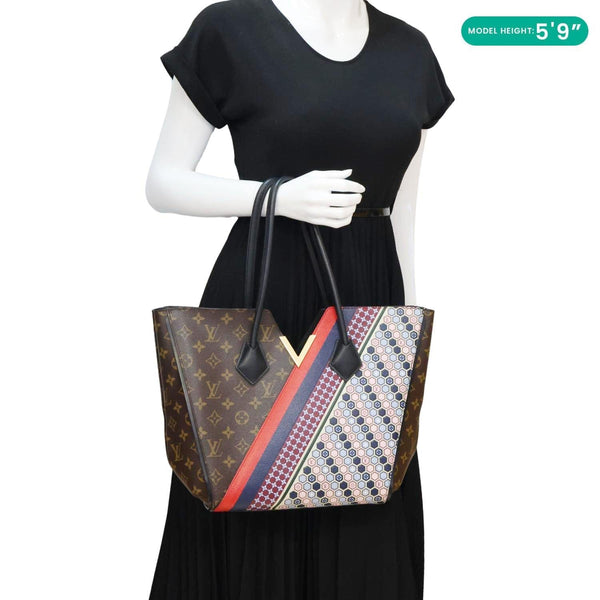 Louis Vuitton Kimono MM  Brown Monogram Canvas Tote Bag - Model Holding