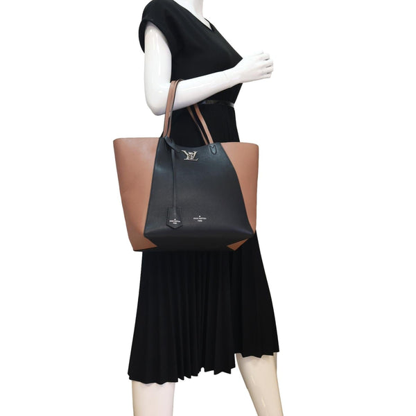 LOUIS VUITTON Lockme Cabas Leather Tote Bag Bois de Rose