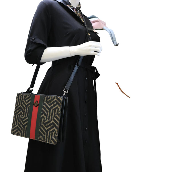 GUCCI Caleido Bee GG Supreme Web Canvas Clutch Crossbody Bag Black 450358