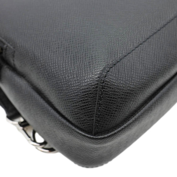 LOUIS VUITTON Avenue Sling Taiga Leather Backpack Bag Black