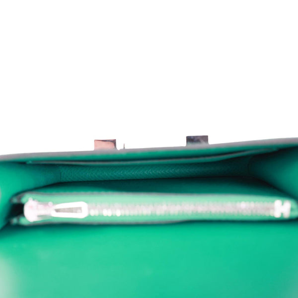 HERMES Constance Slim Grained Calfskin Leather Wallet Vert Vertigo