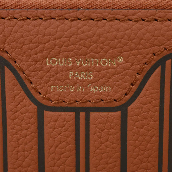 LOUIS VUITTON Neverfull Inside Out MM Calfskin Leather Pochette Brown