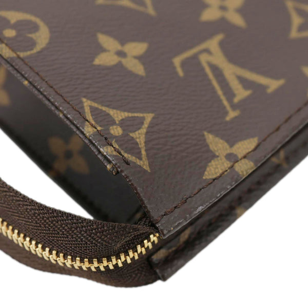 LOUIS VUITTON Toiletry Pouch 26 Monogram Canvas Clutch Brown